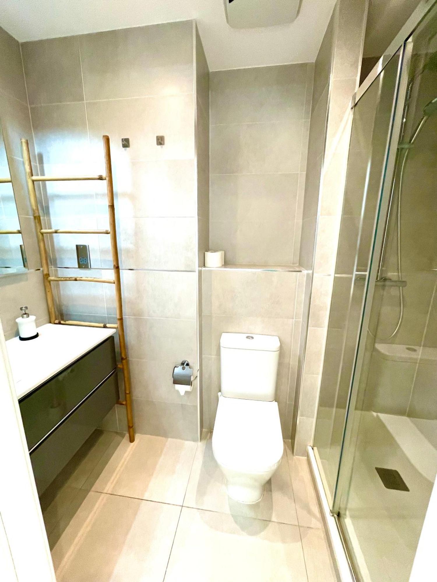 Gibraltar Central Suites Kültér fotó